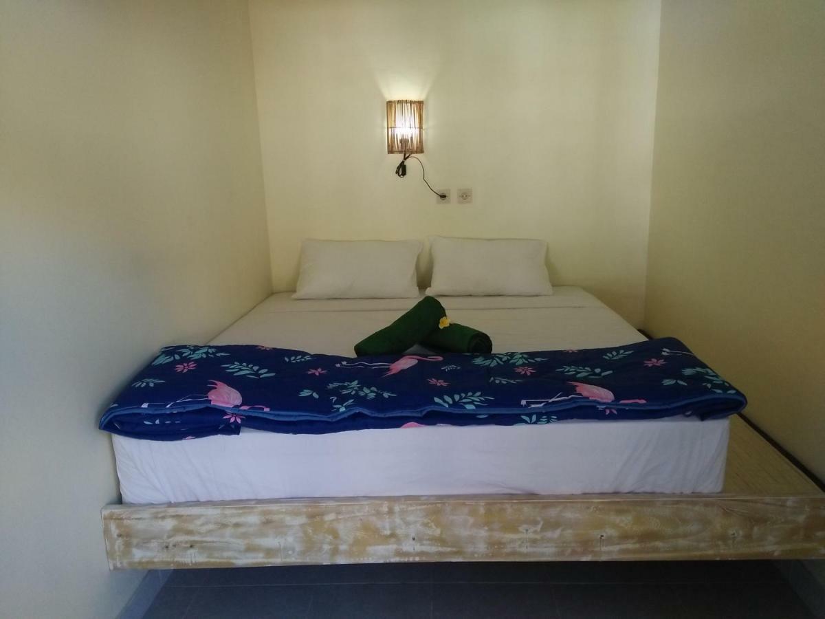 Backpackers Amed (Bali)